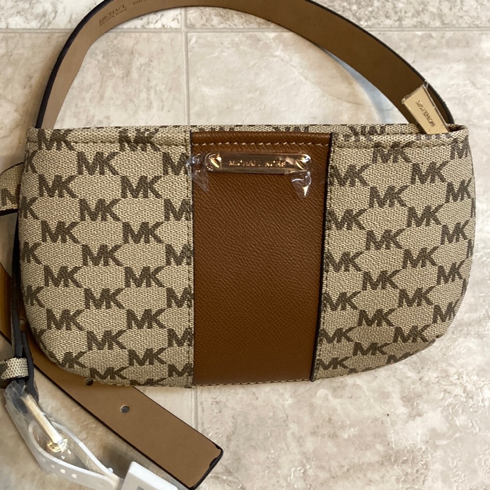 Michael Kors Belt bag